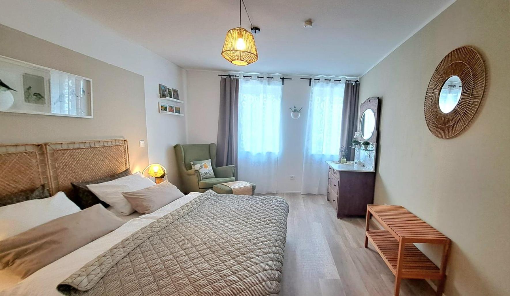 Ferienwohnung Rauch Kirrweiler  エクステリア 写真